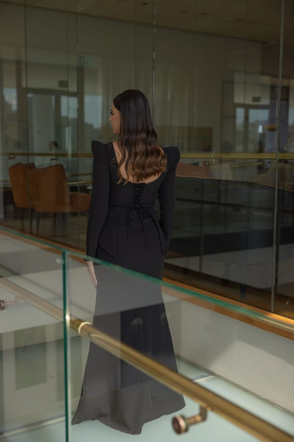 ⁦שמלת נואר להשכרה⁩ – תמונה ⁦3⁩